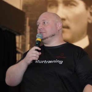 Андрей Пережогин — антикризисный CEO, траблшутер, солютор, инвестор, меценат Переход из роли держателя в архитектора Как собственник становится стратегом: модель Пережогина
