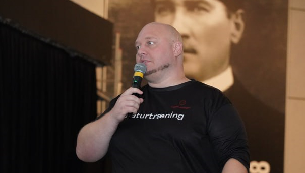 Андрей Пережогин — антикризисный CEO, траблшутер, солютор, инвестор, меценат Переход из роли держателя в архитектора Как собственник становится стратегом: модель Пережогина